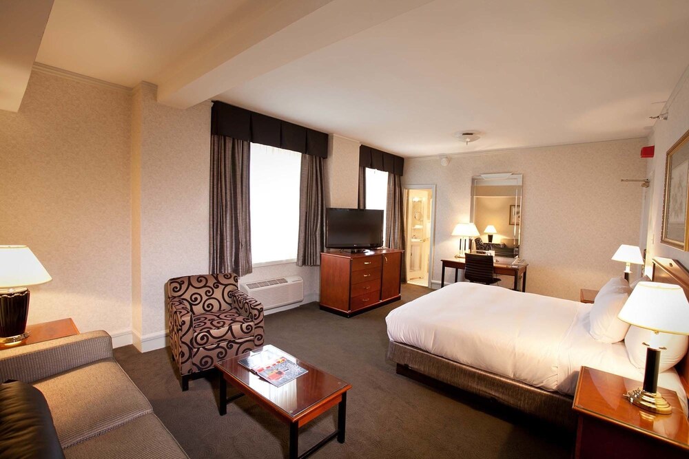 Guestroom