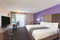 Room, 1 King Bed, Refrigerator & Microwave