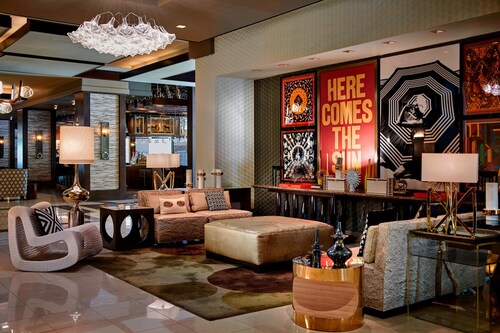 Renaissance Phoenix Downtown