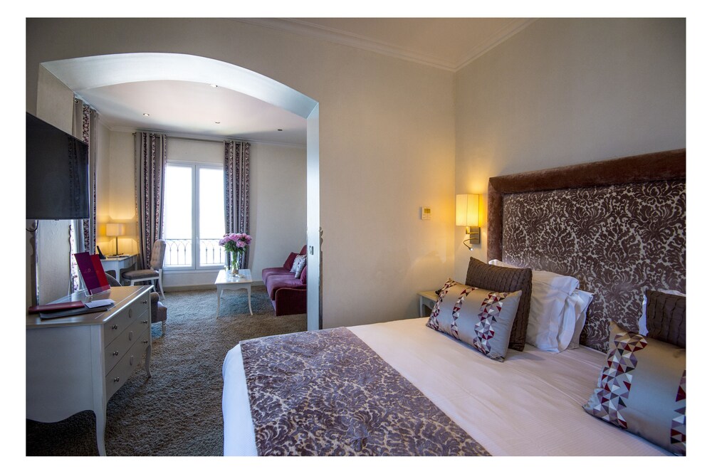 Guestroom
