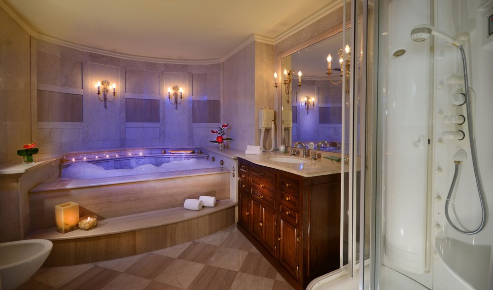 Jetted Tub