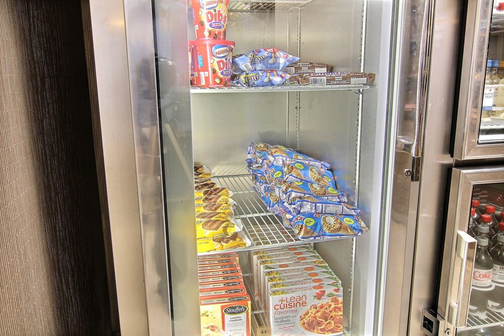 Snack Bar