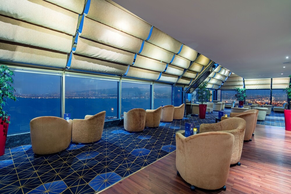 Hotel Bar