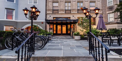 Dupont Circle Embassy Inn by FOUND