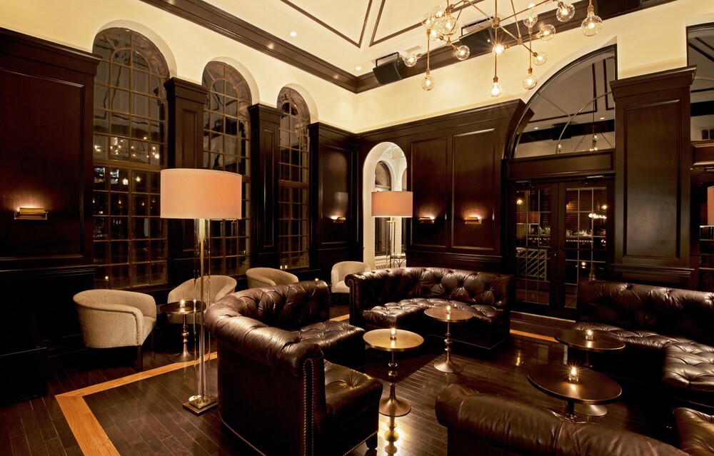 Hotel Lounge