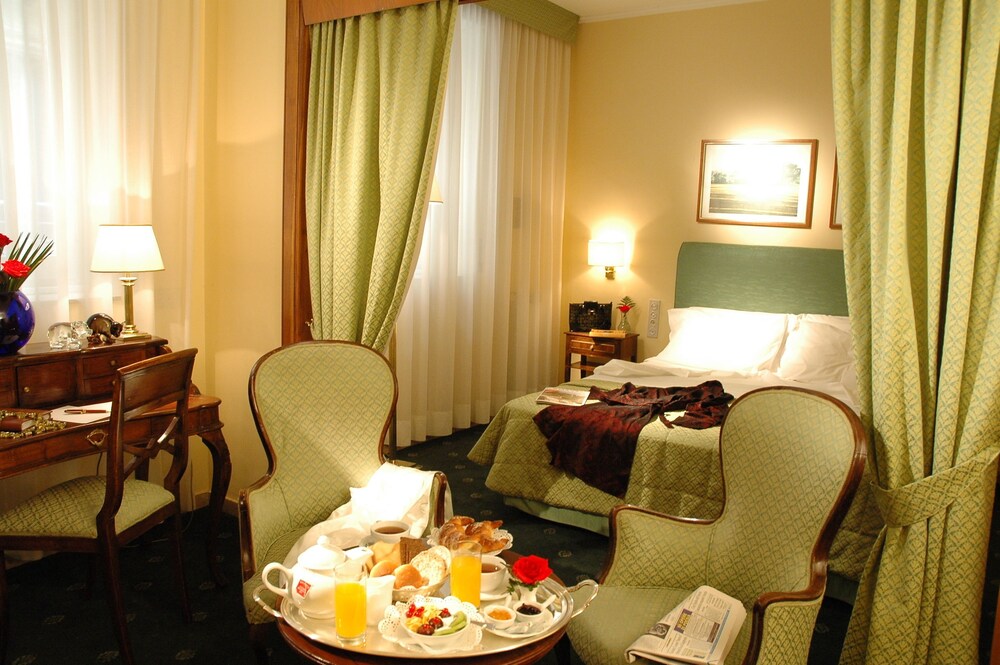 Guestroom