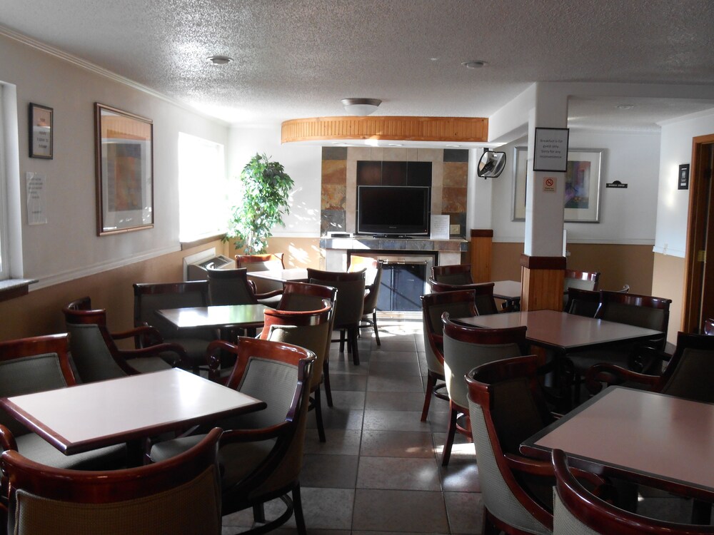 Food Court