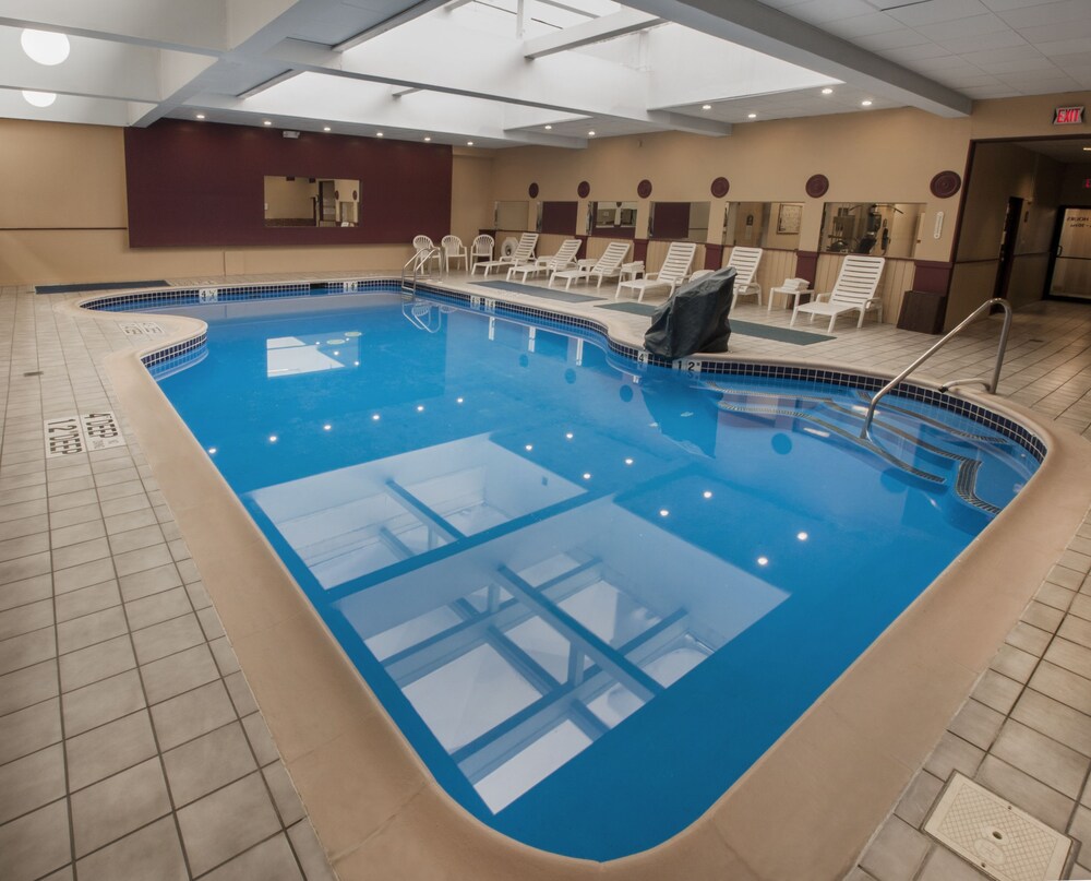 Indoor pool, Hotel Ithaca