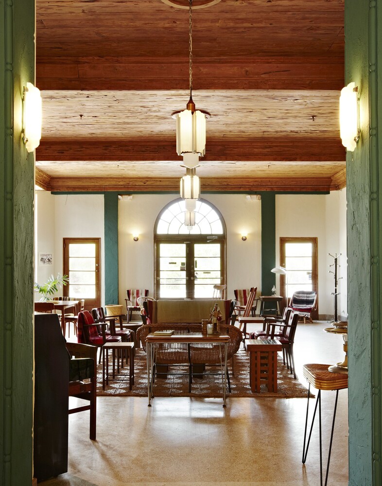 Lobby-Lounge
