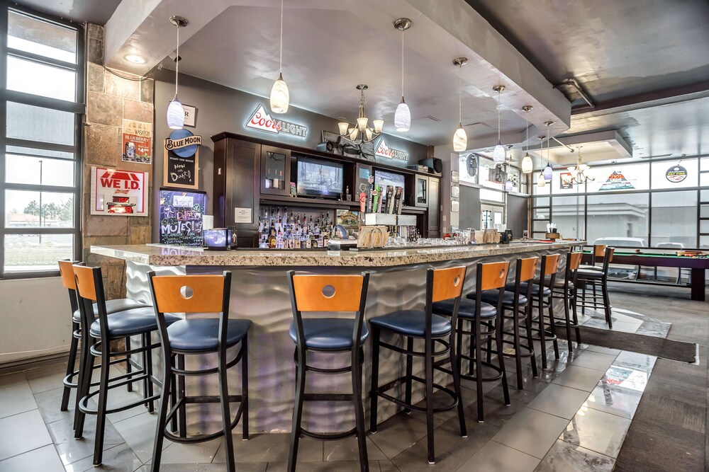 Hotel Bar