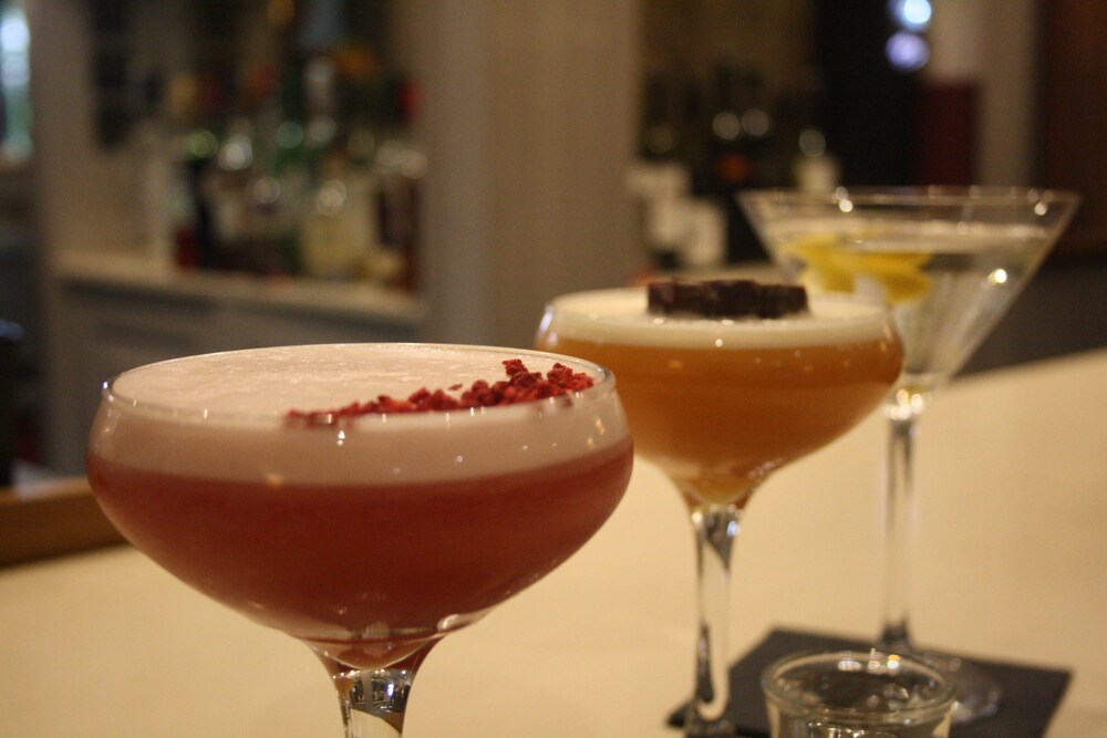 Hotel Bar