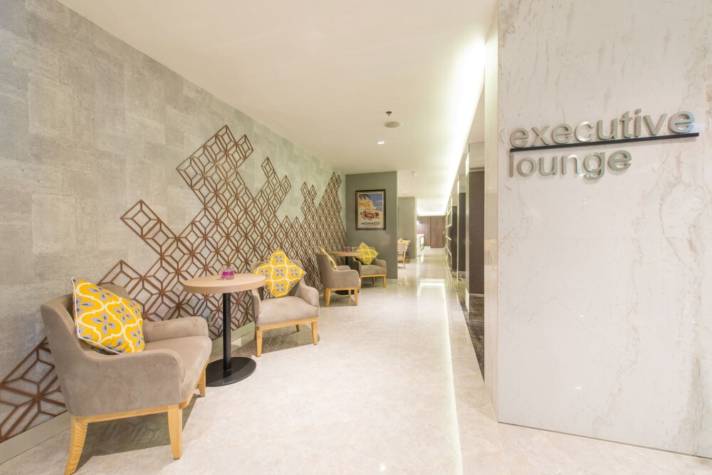 Executive Lounge