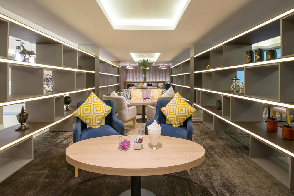 Executive Lounge