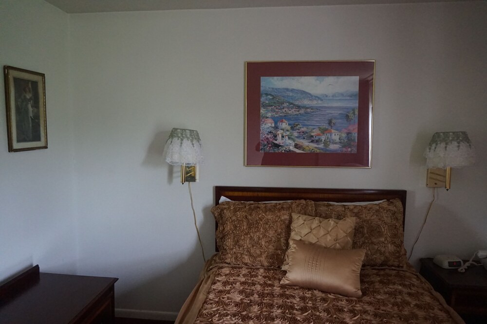 Guestroom View