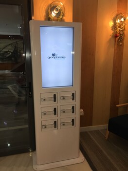 Check-in/Check-out Kiosk