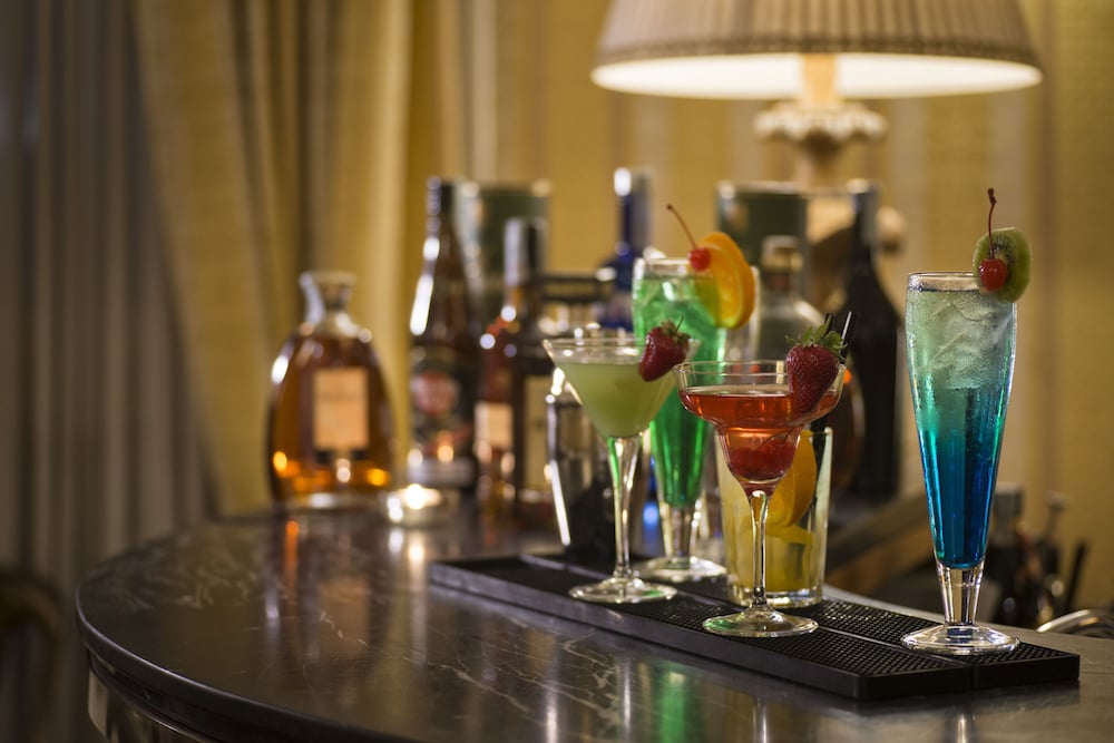 Hotel Lounge