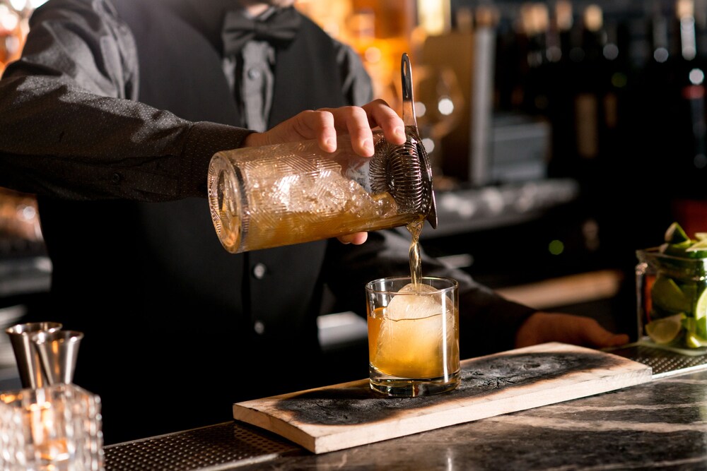 Bar