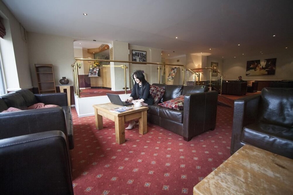 Hotel Bar