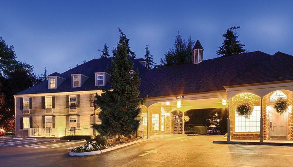 Hotel Front - Evening/Night