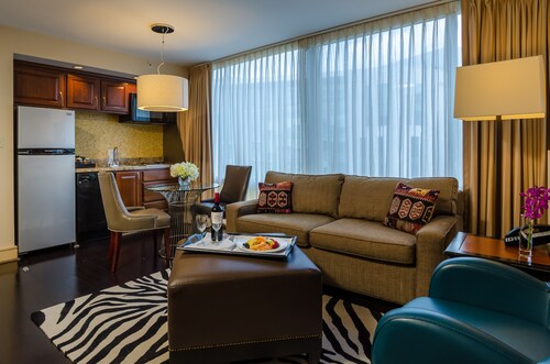 Beacon Hotel & Corporate Quarters