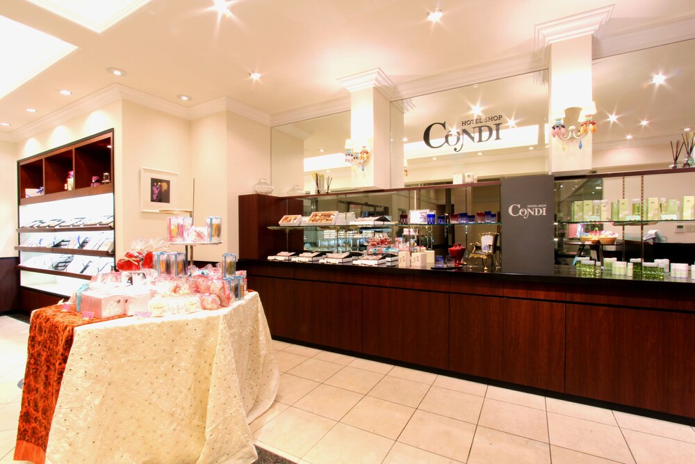 Gift Shop