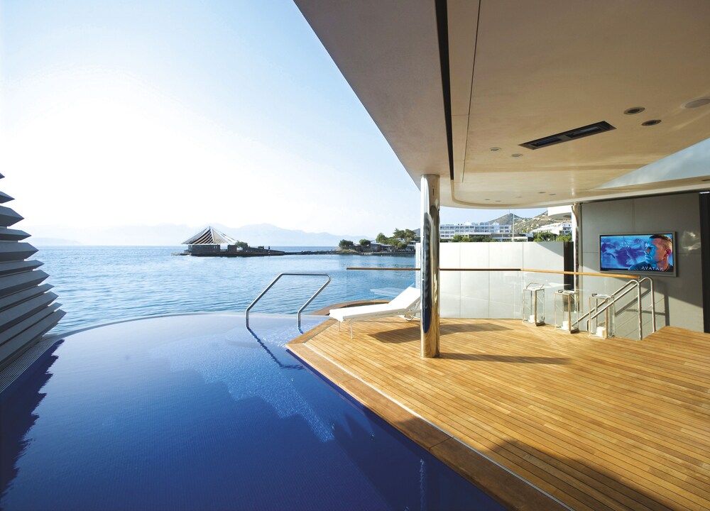 Infinity Pool