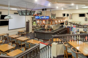 Hotel Bar