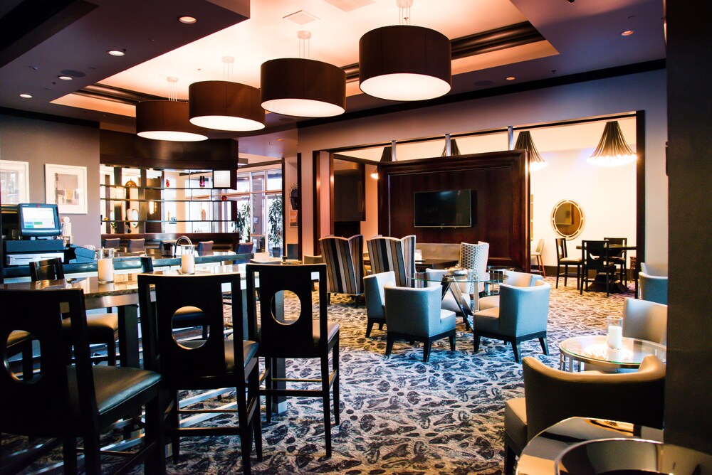 Executive Lounge
