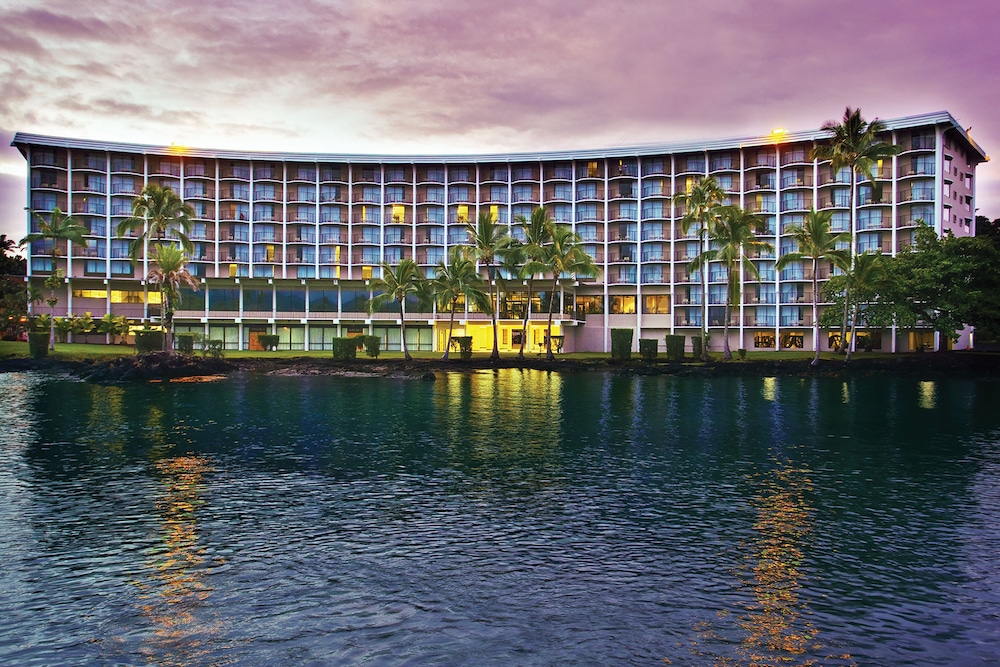 Exterior, Castle Hilo Hawaiian Hotel