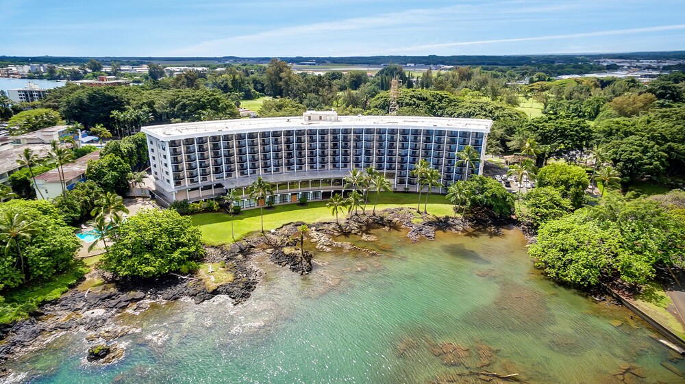 Primary image, Castle Hilo Hawaiian Hotel