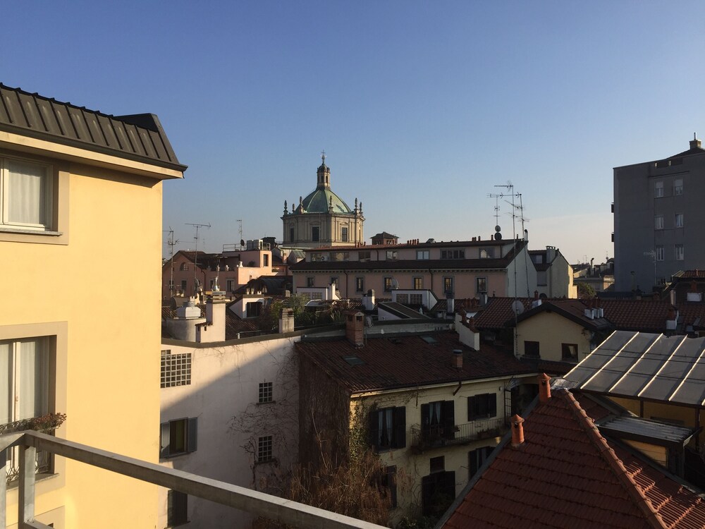 Guestroom View