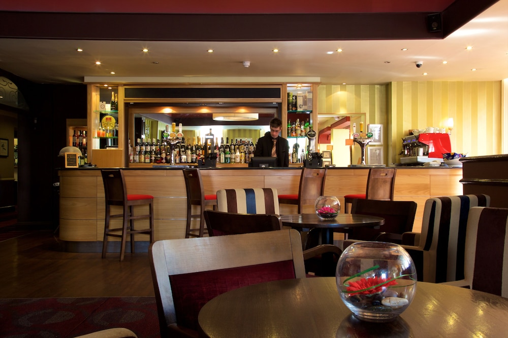 Hotel Bar