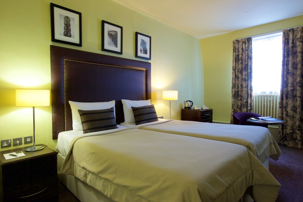 Guestroom
