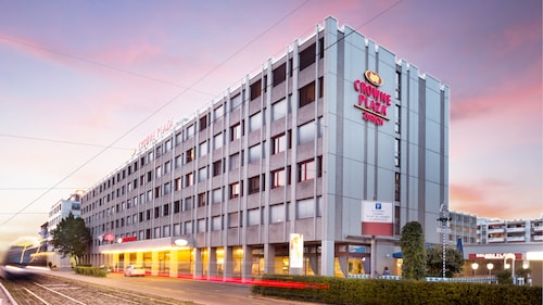Crowne Plaza Zürich, an IHG Hotel