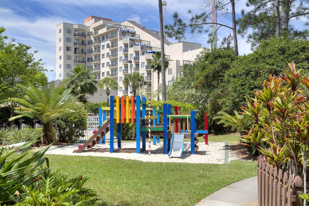 Childrens Play Area - Outdoor