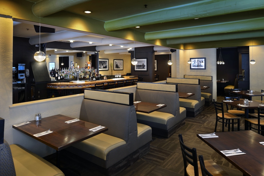 Hotel Lounge