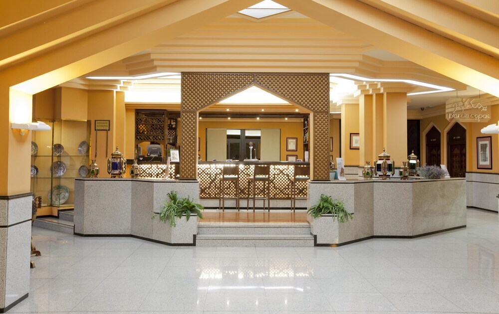 Hotel Bar