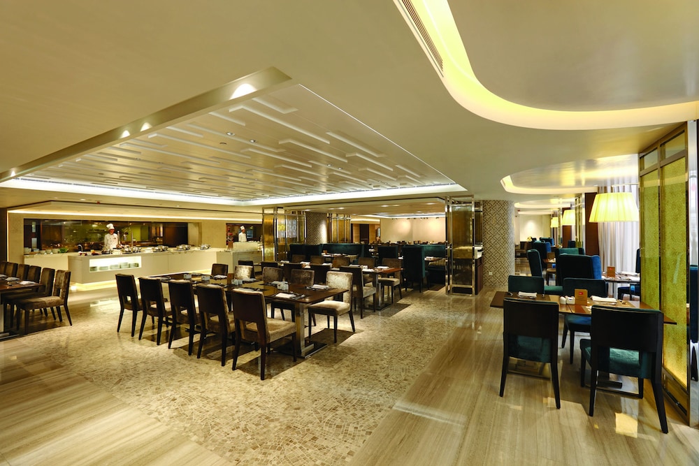 Food Court