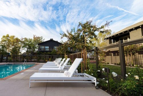 Sundeck