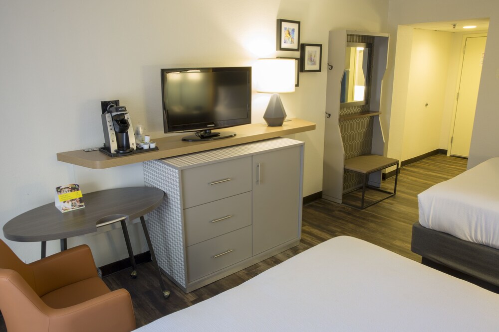 Guestroom View