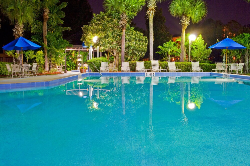 Pool, Holiday Inn Orlando International Airport, an IHG Hotel