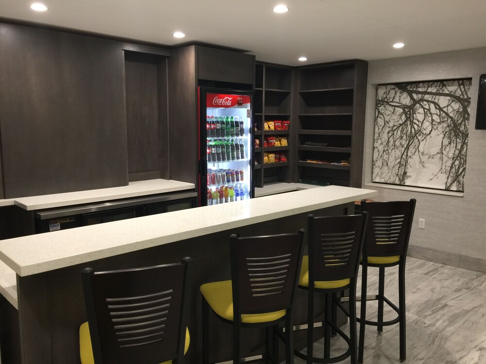 Hotel Lounge