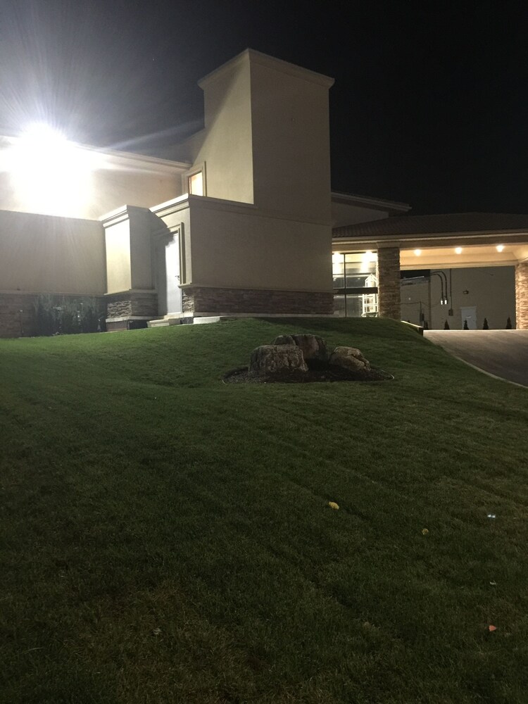 Hotel Front