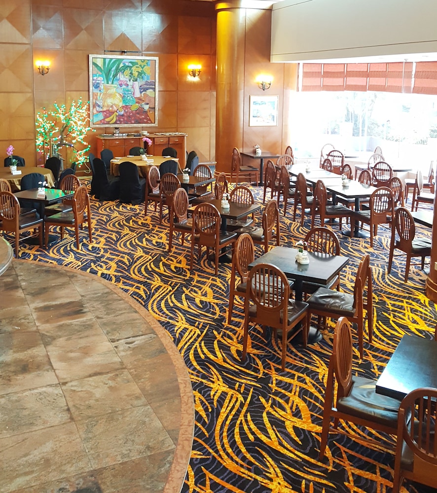 Hotel Lounge