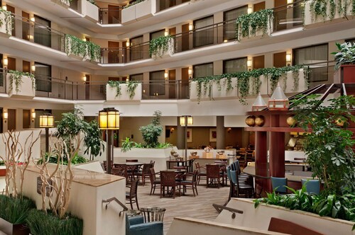 Embassy Suites Kansas City - Overland Park