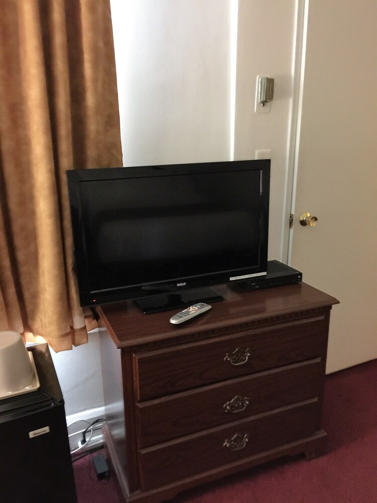 Mini-Refrigerator