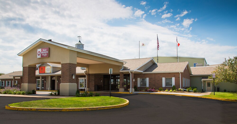Hotel Front