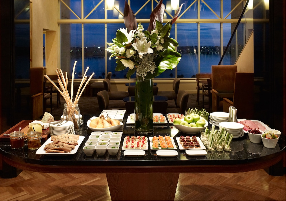 Executive Lounge
