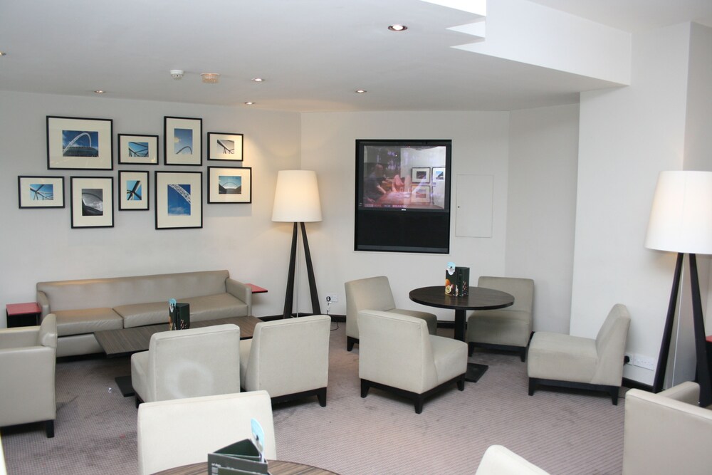 Hotel Lounge