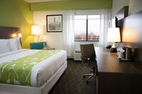 Standard Room, 1 Queen Bed, Non Smoking